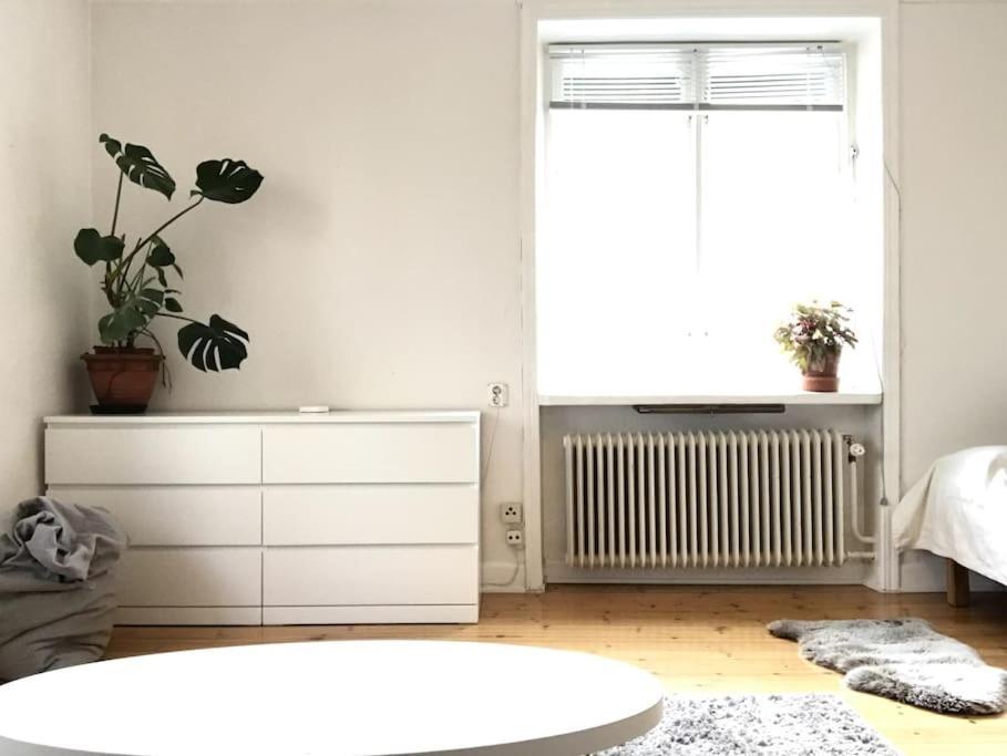 Entire Apartment ストックホルム エクステリア 写真